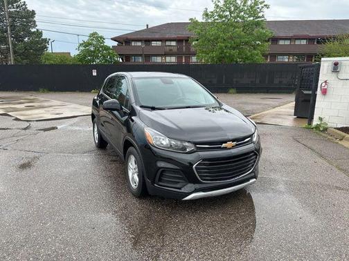 Black Metallic 2020 Chevrolet Trax LS