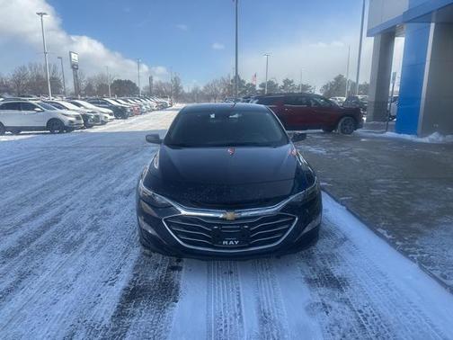 2022 Chevrolet Malibu FWD LT