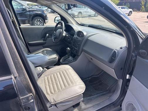 2003 Saturn Vue Base