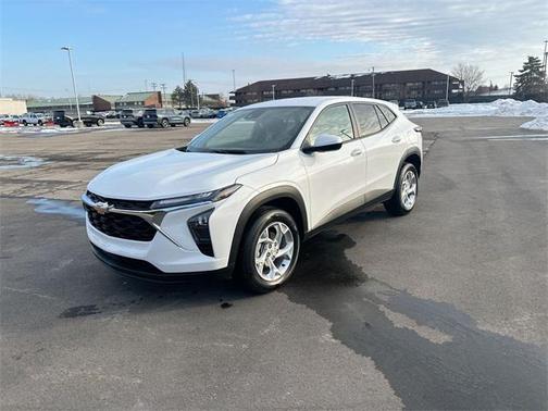 2025 Chevrolet Trax LS