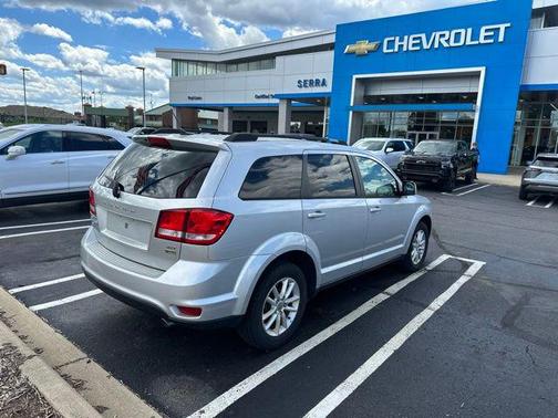 Bright Silver Metallic Clearcoat 2014 Dodge Journey SXT