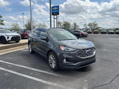 2020 Ford Edge Titanium
