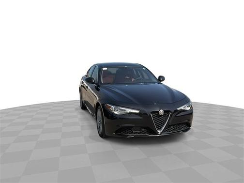 2019 Alfa Romeo Giulia Base