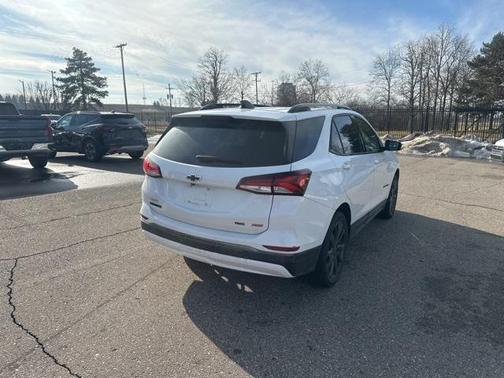 2022 Chevrolet Equinox AWD RS
