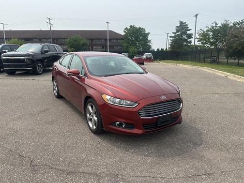 2014 Ford Fusion SE