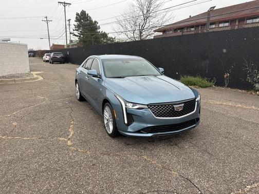 2024 Cadillac CT4 Premium Luxury