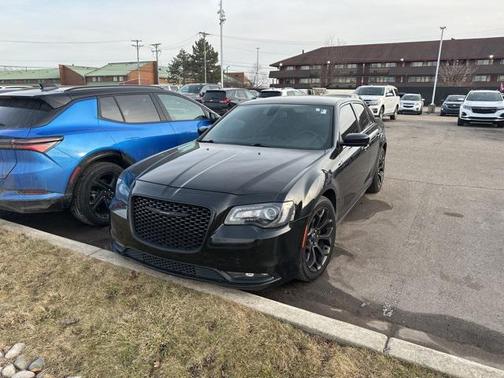 2020 Chrysler 300 S