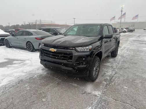 2024 Chevrolet Colorado LT