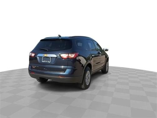 2017 Chevrolet Traverse LS