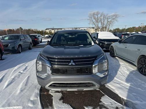 2023 Mitsubishi Outlander SE 2.5 S-AWC