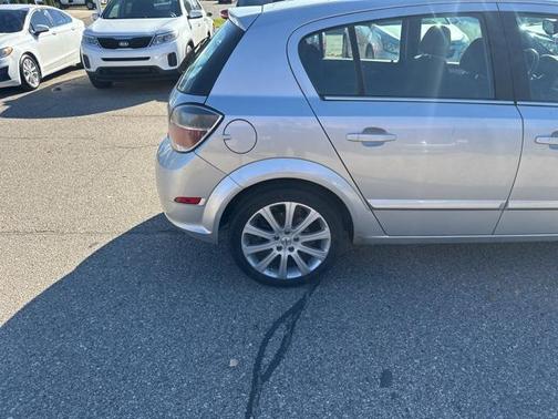 2008 Saturn Astra XR