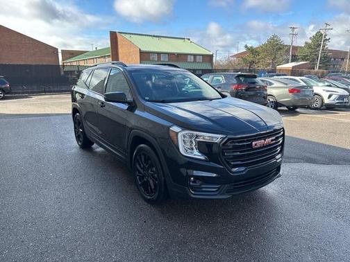 2023 GMC Terrain SLT