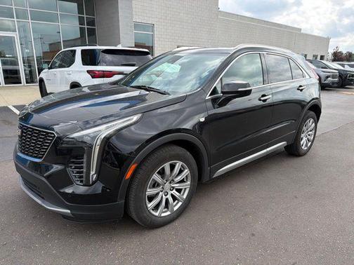 Stellar Black Metallic 2023 Cadillac XT4 Premium Luxury