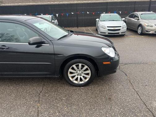 2010 Chrysler Sebring Base