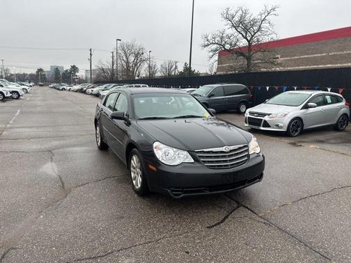 2010 Chrysler Sebring Base