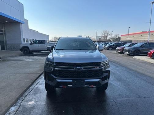 2022 Chevrolet Suburban 4WD Z71