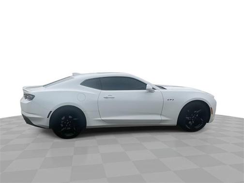 2022 Chevrolet Camaro RWD Coupe LT1