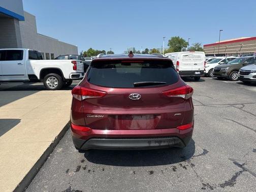 2018 Hyundai TUCSON SEL