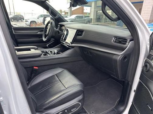 2023 Jeep Wagoneer Series II