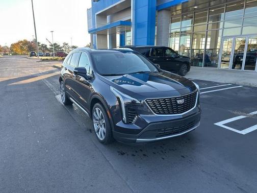 2023 Cadillac XT4 Premium Luxury