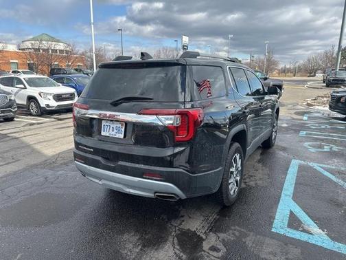 2023 GMC Acadia FWD SLT