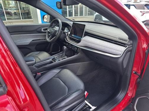 2023 Jeep Compass Latitude Lux
