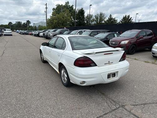 2004 Pontiac Grand Am SE