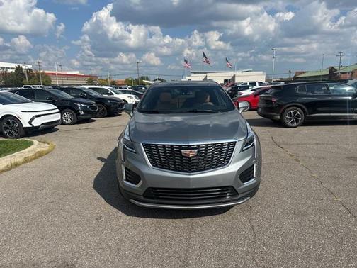 2023 Cadillac XT5 Premium Luxury
