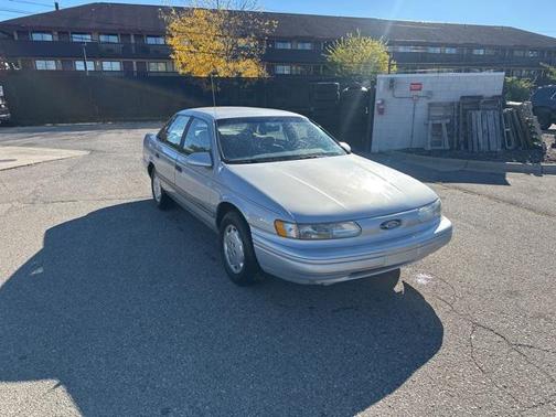 1992 Ford Taurus GL