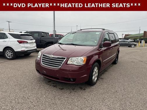 2009 Chrysler Town & Country Touring