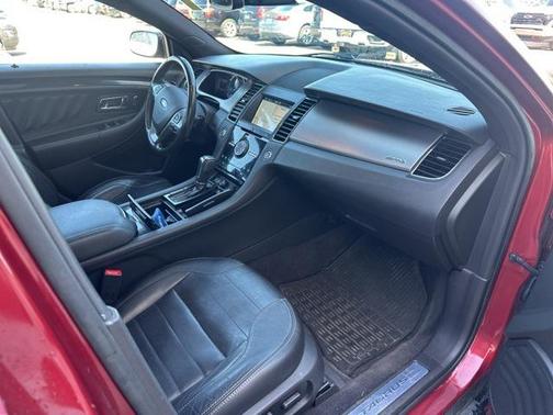 2017 Ford Taurus SHO