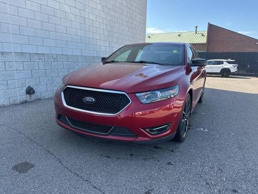 2017 Ford Taurus SHO