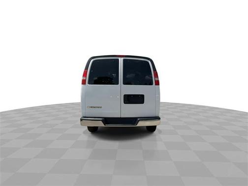 2019 Chevrolet Express 3500 LT