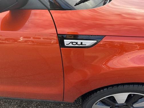 2019 Kia Soul +
