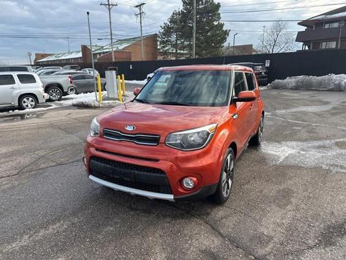2019 Kia Soul +
