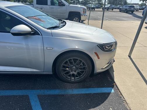 2018 Buick Regal Sportback Preferred II