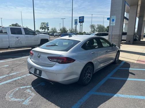 2018 Buick Regal Sportback Preferred II