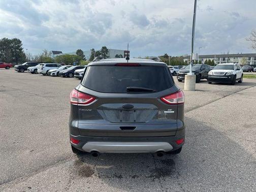 Ruby Red Metallic Tinted Clearcoat 2015 Ford Escape SE