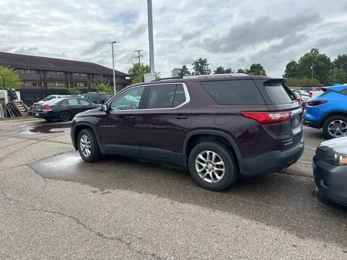 2018 Chevrolet Traverse LT Cloth