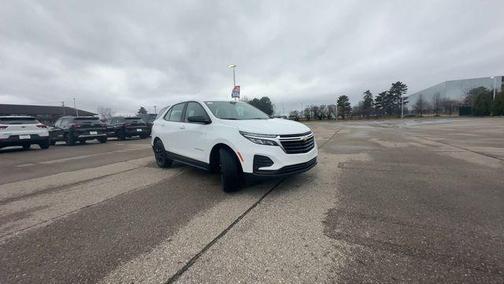 2022 Chevrolet Equinox LS