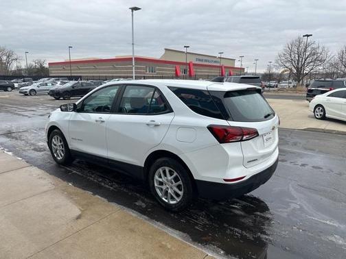 2022 Chevrolet Equinox LS