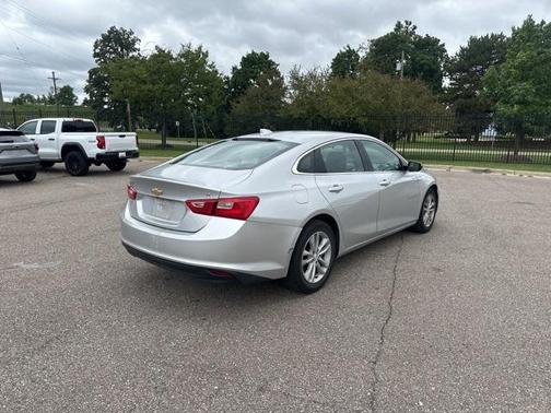 2017 Chevrolet Malibu 1LT
