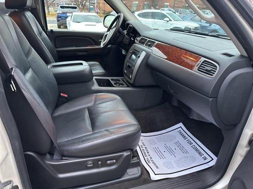 2009 GMC Yukon XL 1500 SLT2