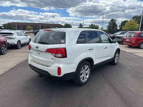 2015 Kia Sorento LX