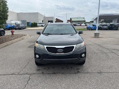 2011 Kia Sorento LX