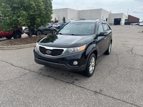 2011 Kia Sorento LX