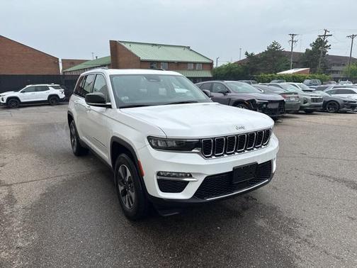 2023 Jeep Grand Cherokee 4xe Base