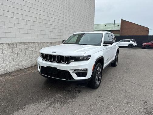 2023 Jeep Grand Cherokee 4xe Base