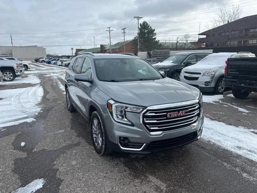 2023 GMC Terrain SLT