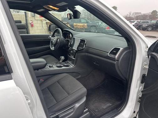 2019 Jeep Grand Cherokee Upland